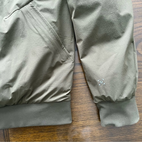 Men’s Lululemon Reversible Jacket - Picture 7 of 7
